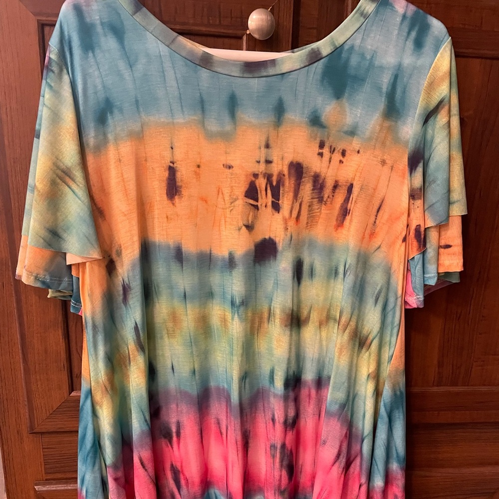 Adorable tie dye dress/tunic